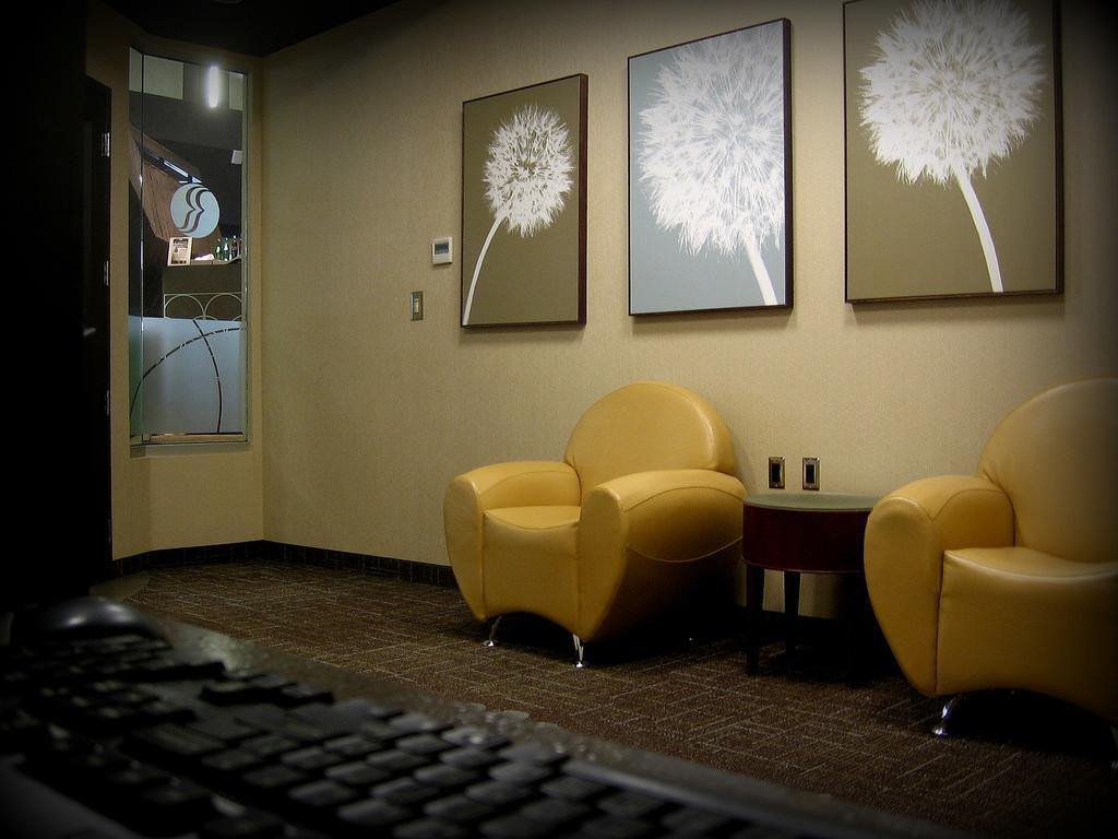 Ramada Plaza By Wyndham Regina Downtown Hotel Luaran gambar